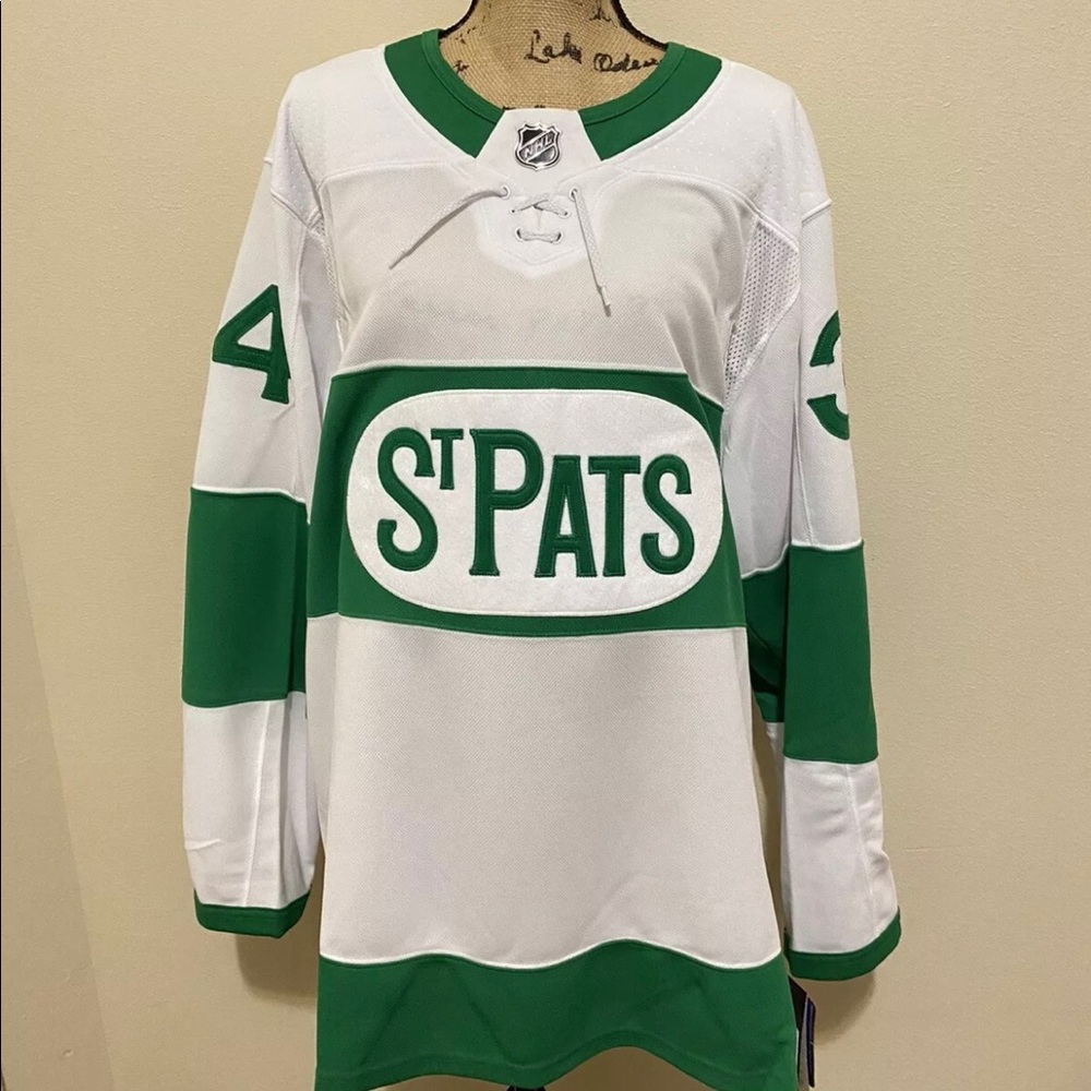AUSTON MATTHEWS size 46 Toronto ST PATS Maple